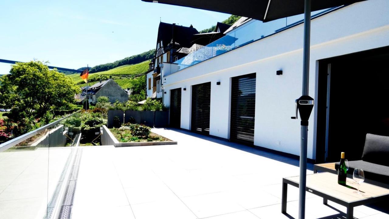 Moselufer Apartments Ürzig Exterior foto